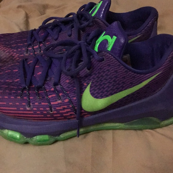 KD 8 for 120 - Picture 1 of 3